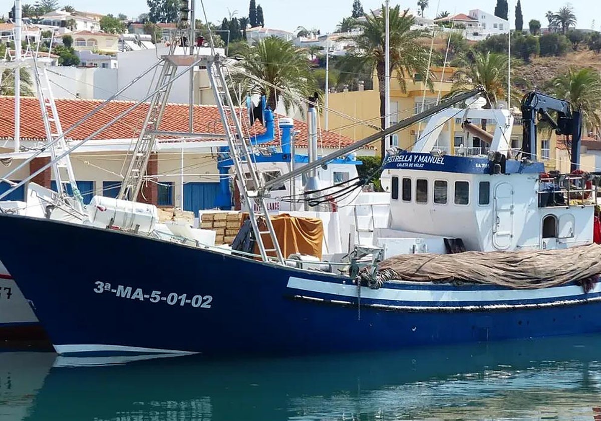 Imagen de archivo de la embarcación cuando estaba varada en el puerto de Caleta de Vélez.