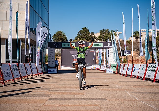 La llegada de Natalia Fischer.