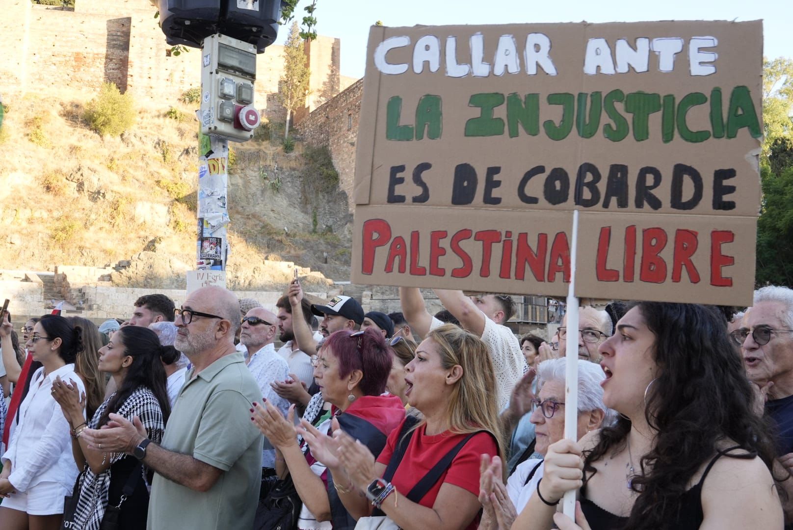 La protesta en Málaga por la flotilla de Gaza, en imágenes