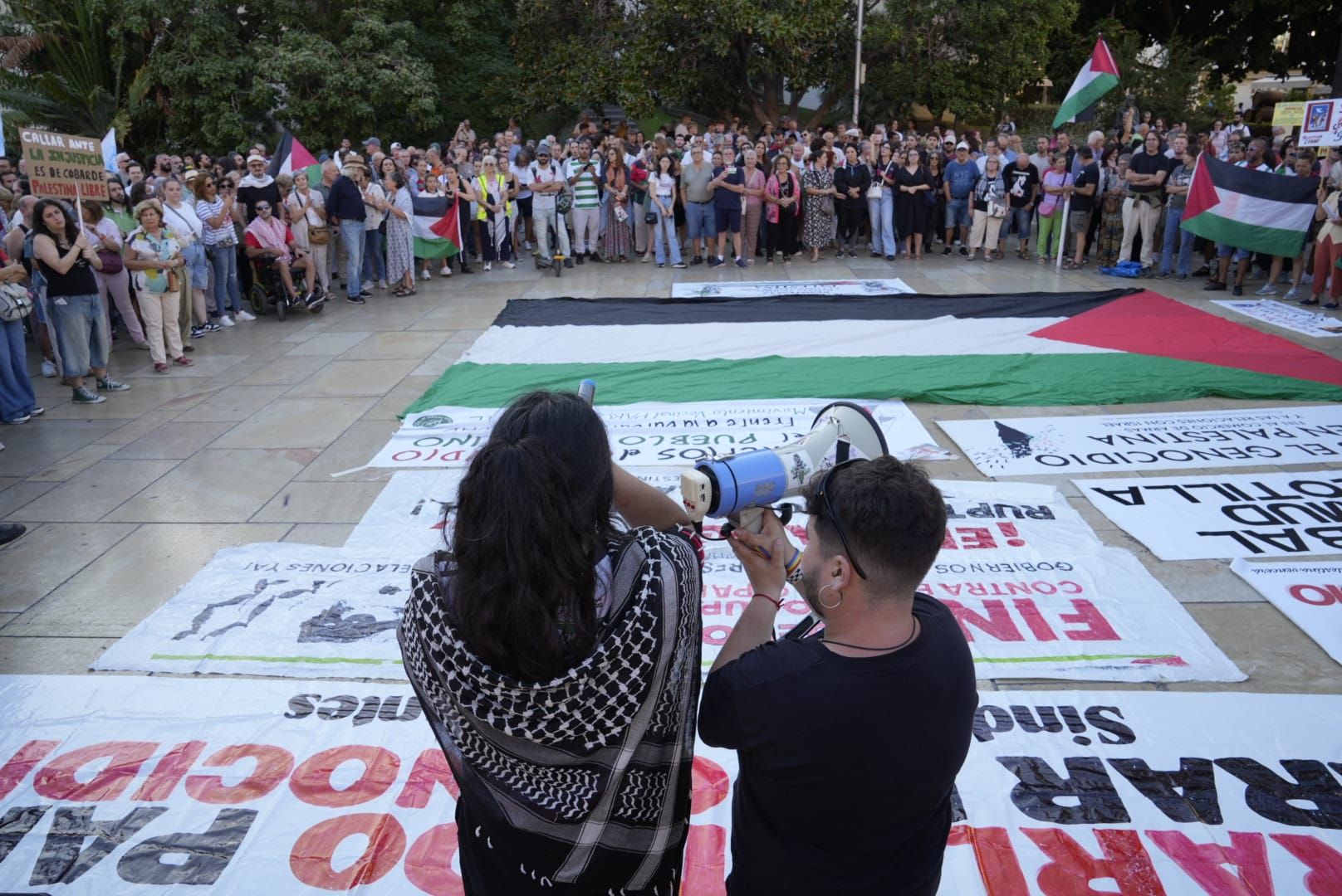 La protesta en Málaga por la flotilla de Gaza, en imágenes