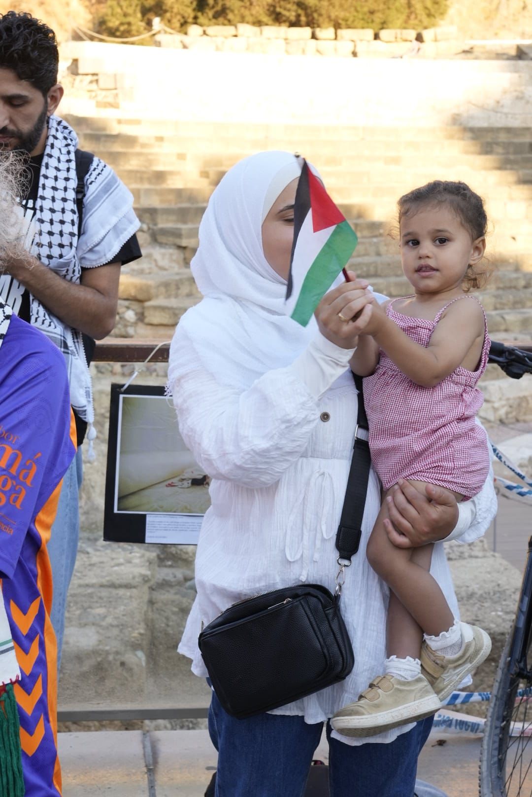 La protesta en Málaga por la flotilla de Gaza, en imágenes