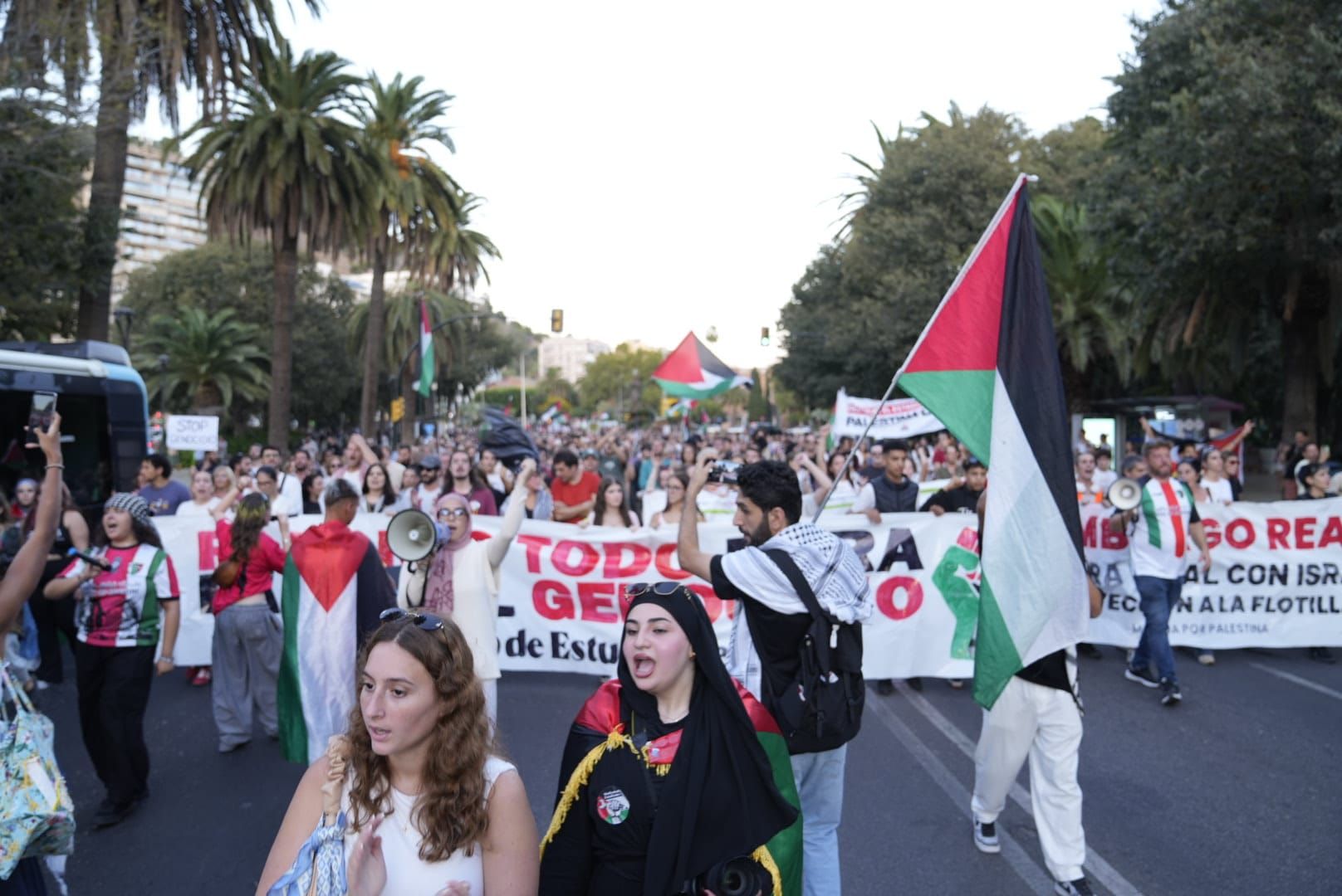 La protesta en Málaga por la flotilla de Gaza, en imágenes