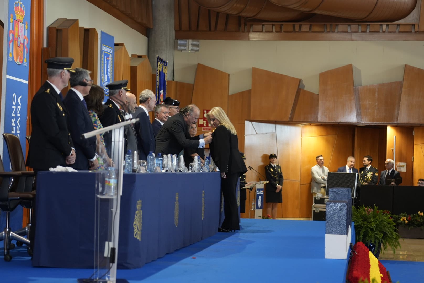 La Policía Nacional celebra en Málaga el día de su patrón