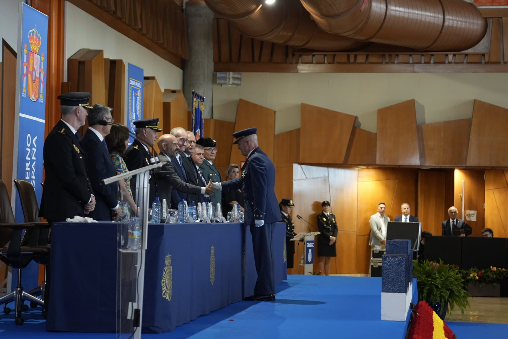 La Policía Nacional celebra en Málaga el día de su patrón
