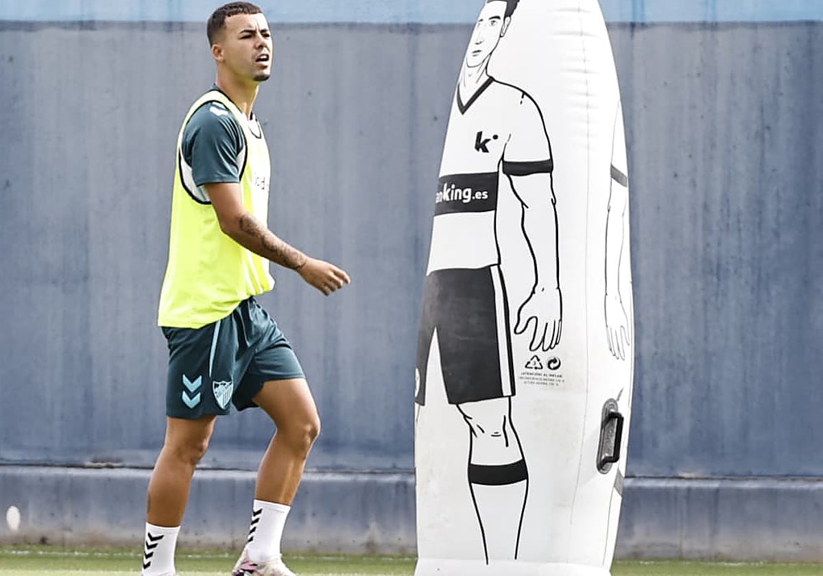 Rafita, durante un entrenamiento reciente del Málaga.