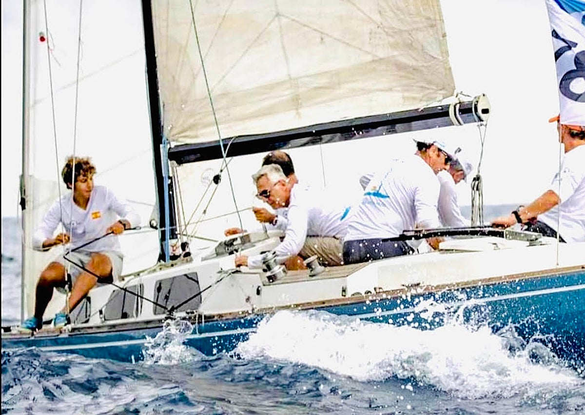 Imagen secundaria 1 - Un equipo para la historia de la vela malagueña