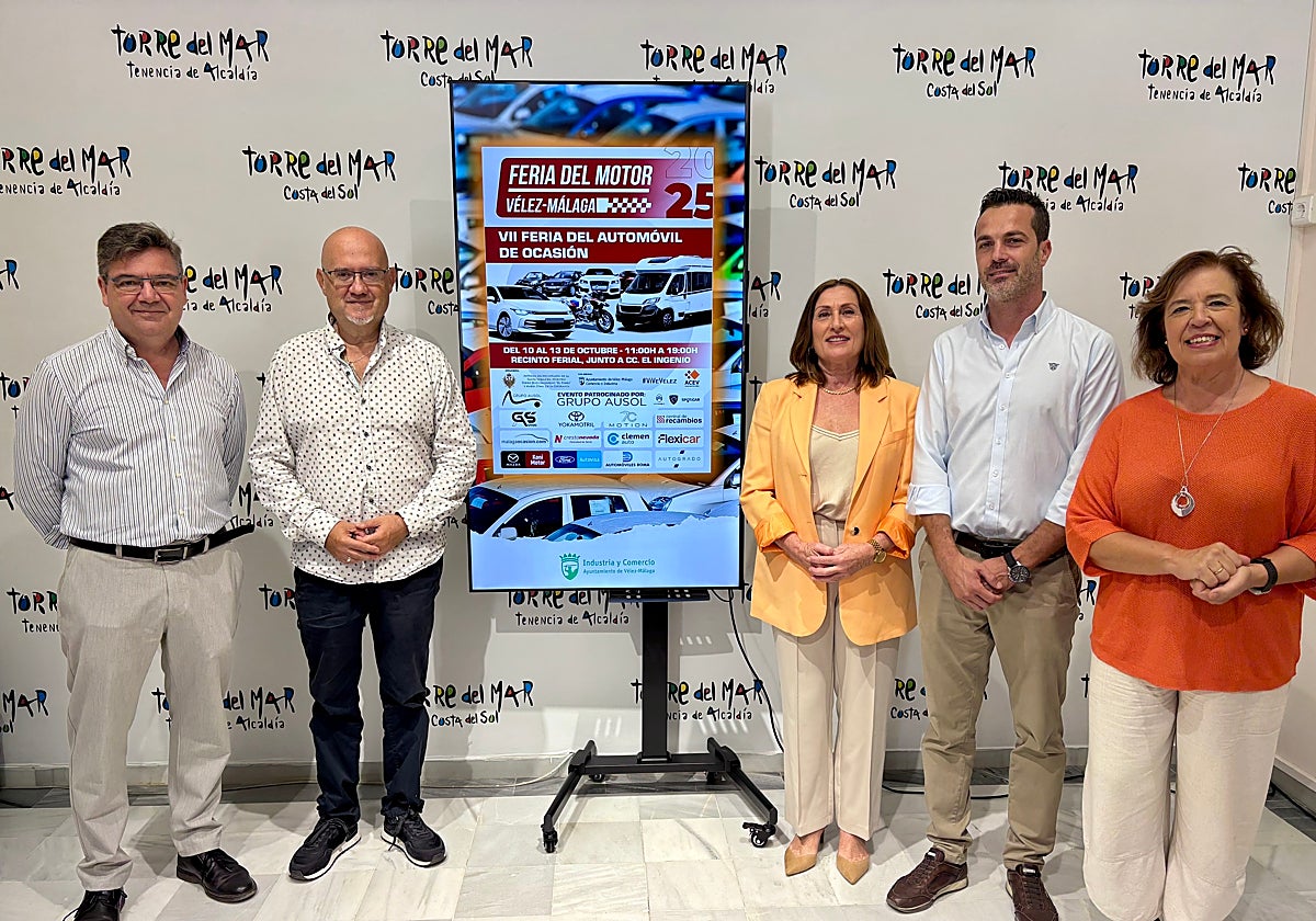 Acto de presentación de la iniciativa en la Tenencia de Alcaldía de Torre del Mar.