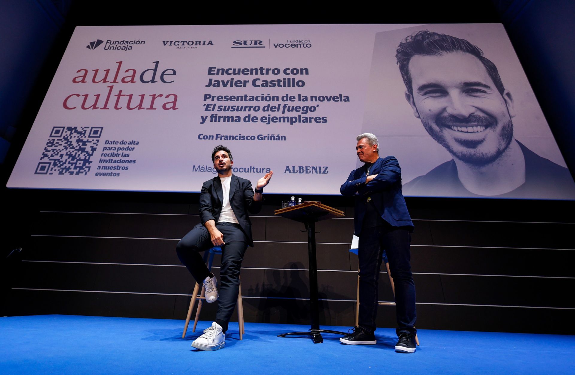 Presentación de &#039;El susurro del fuego&#039; con Javier Castillo en el Aula de Cultura de SUR