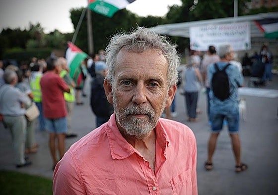 Ruggero Zeni, este miércoles en el Parque del Oeste, durante la última concentración en apoyo de Gaza.