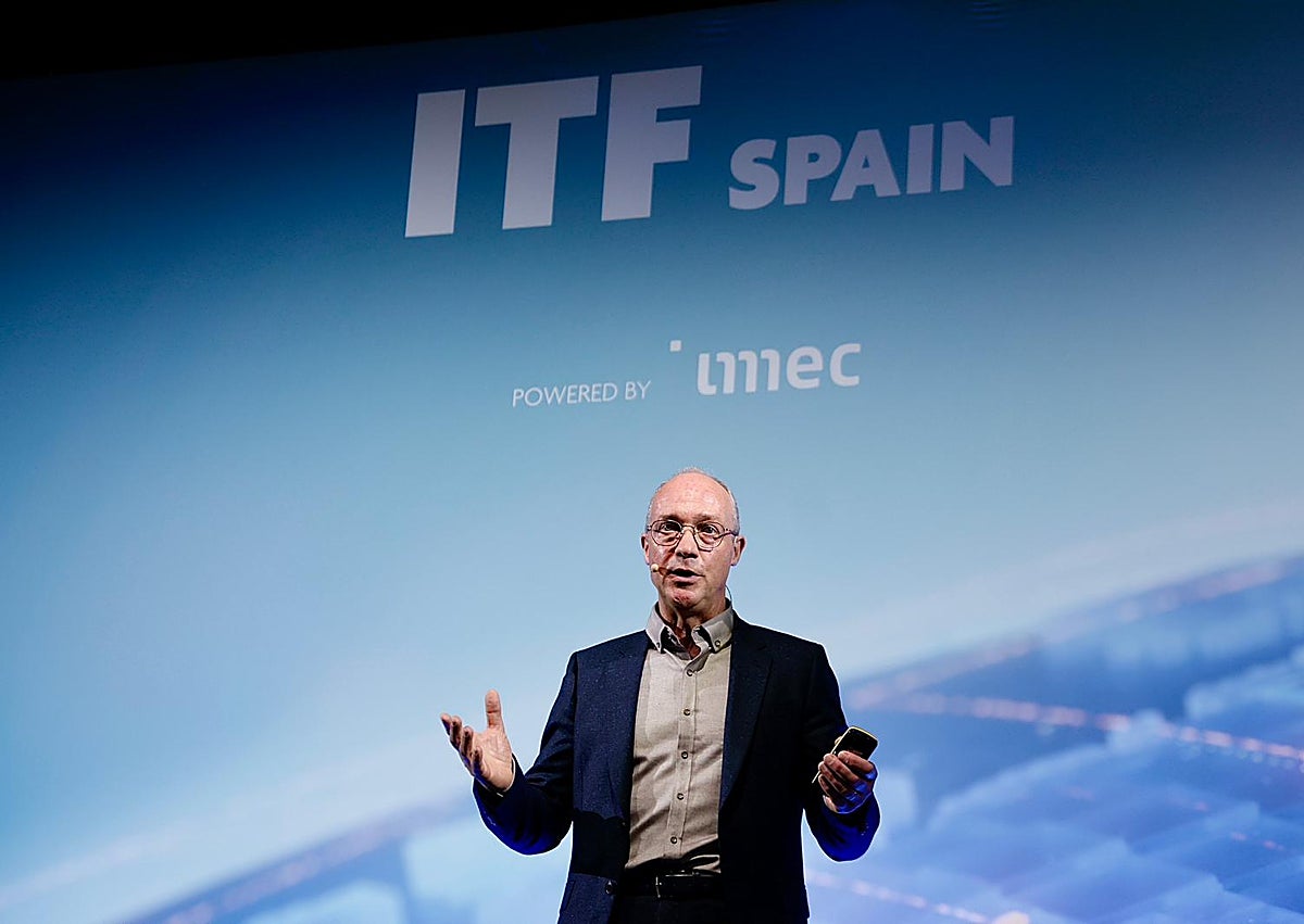 Imagen secundaria 1 - Karel van Gils, Jo de Boeck y la viceconsejera de Economía, Amelia Martínez, en ITF.