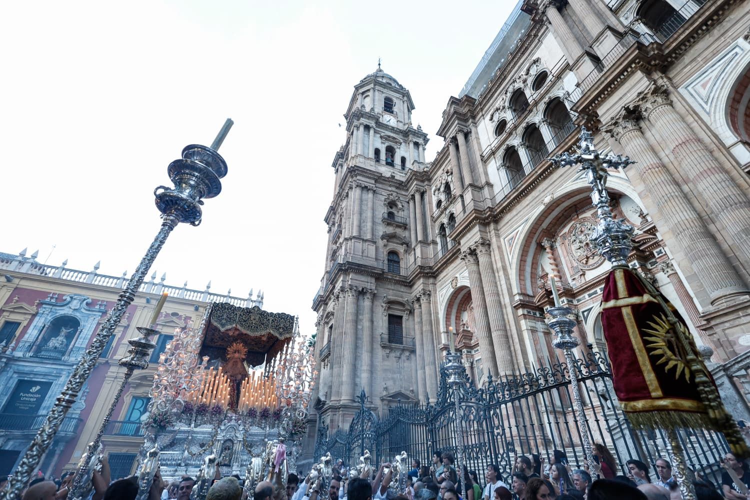 La procesión extraordinaria de la Virgen del Gran Perdón por el centenario de la Hermandad del Prendimiento, en imágenes