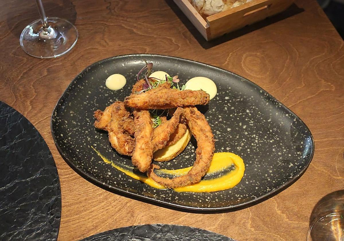 La curiosa fritura de pulpo que se sirve en Huelin