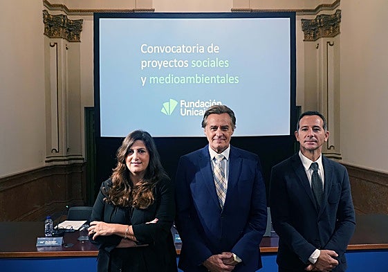 Ana Cabrera, Gerardo Lerones y Manuel Dorado, este miércoles en la presentación de la convocatoria en el Centro Cultural Fundación Unicaja.