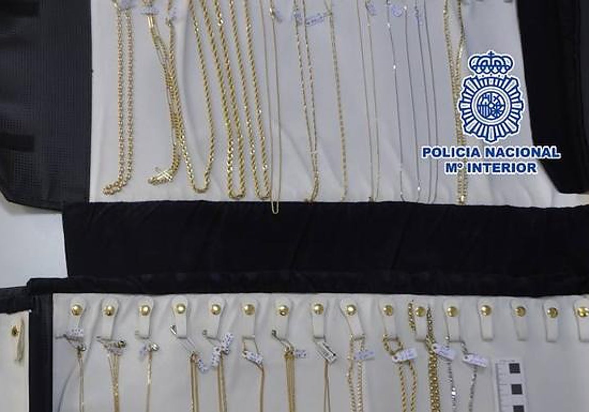 Una imagen de joyas intervenidas por la Policía en otra operación.