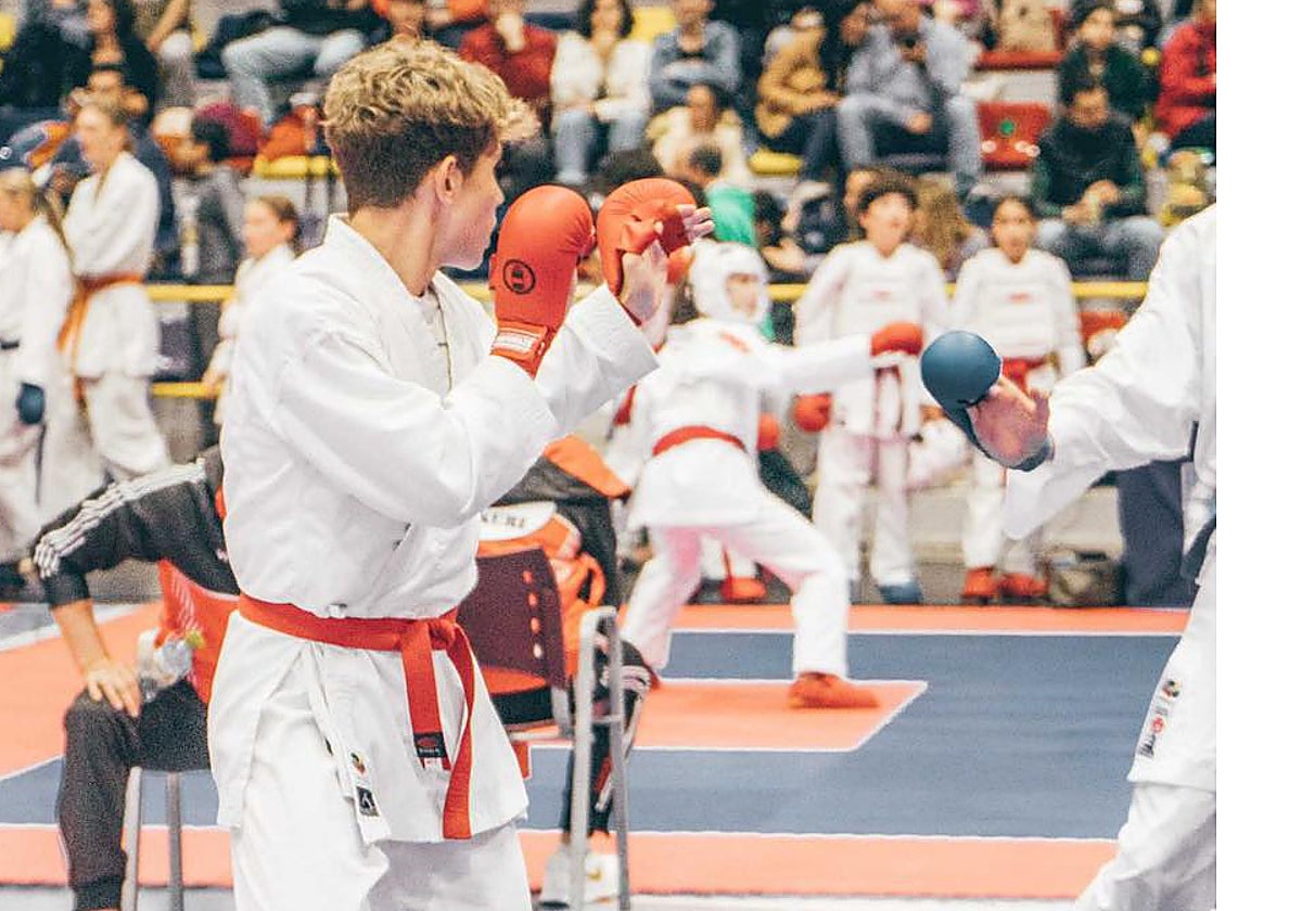 150 karatecas en el IV Campeonato Chikara de Rincón de la Victoria