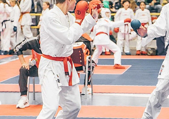 150 karatecas en el IV Campeonato Chikara de Rincón de la Victoria