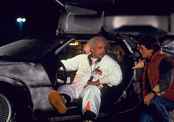 El doctor Emmett Brown y Marty McFly, protagonistas de 'Regreso al futuro'.