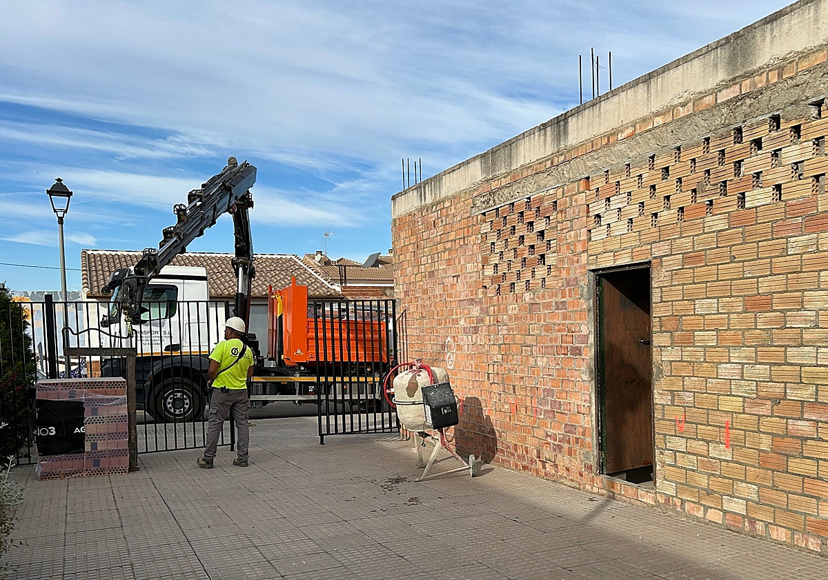 Imagen principal - Sierra de Yeguas fija la apertura de su centro de día para junio de 2026