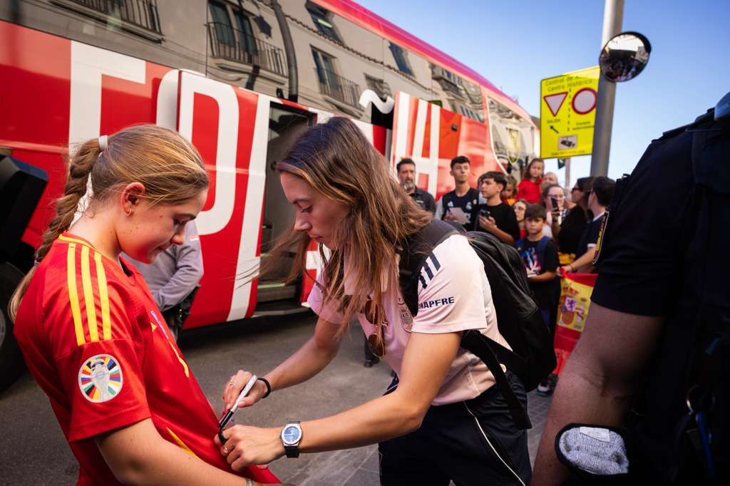 Las fotos de la selección española femenina de fútbol en Málaga
