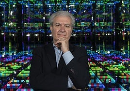 César Antonio Molina.