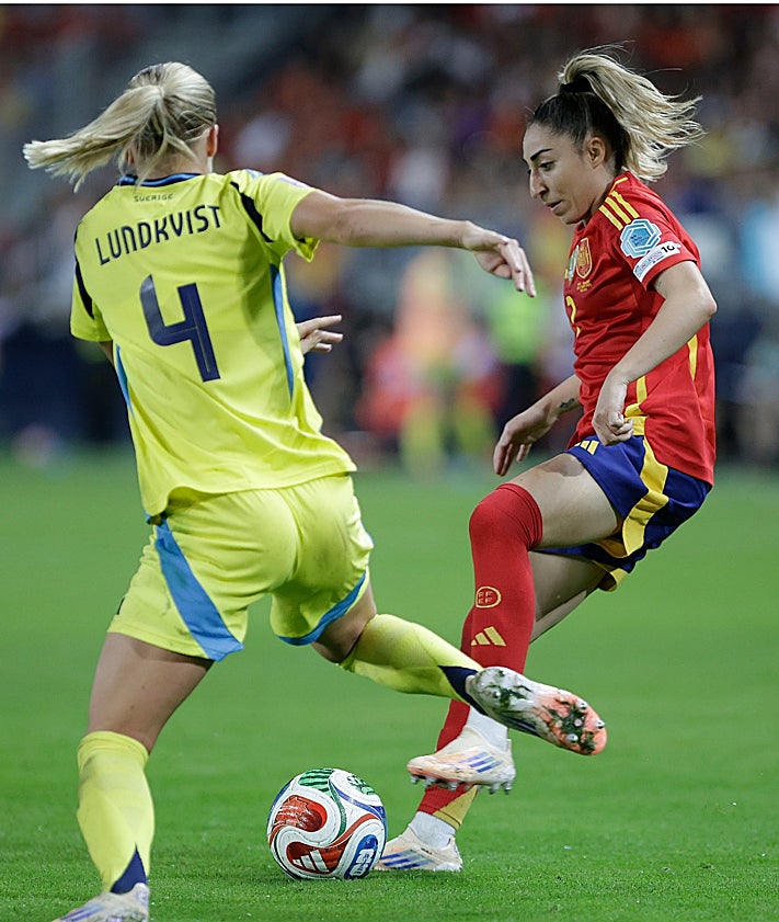 Imagen secundaria 2 - La nueva España golea a Suecia y encandila a La Rosaleda