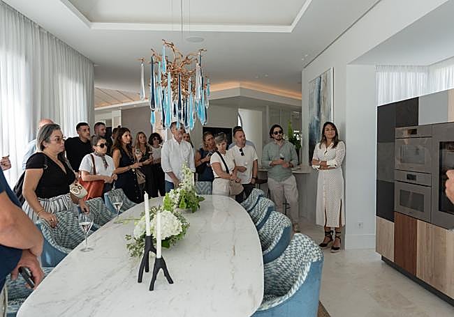 Arquitectos, promotores, interioristas, decoradores y personalidades del sector durante la presentación de los productos en Villa Miele.