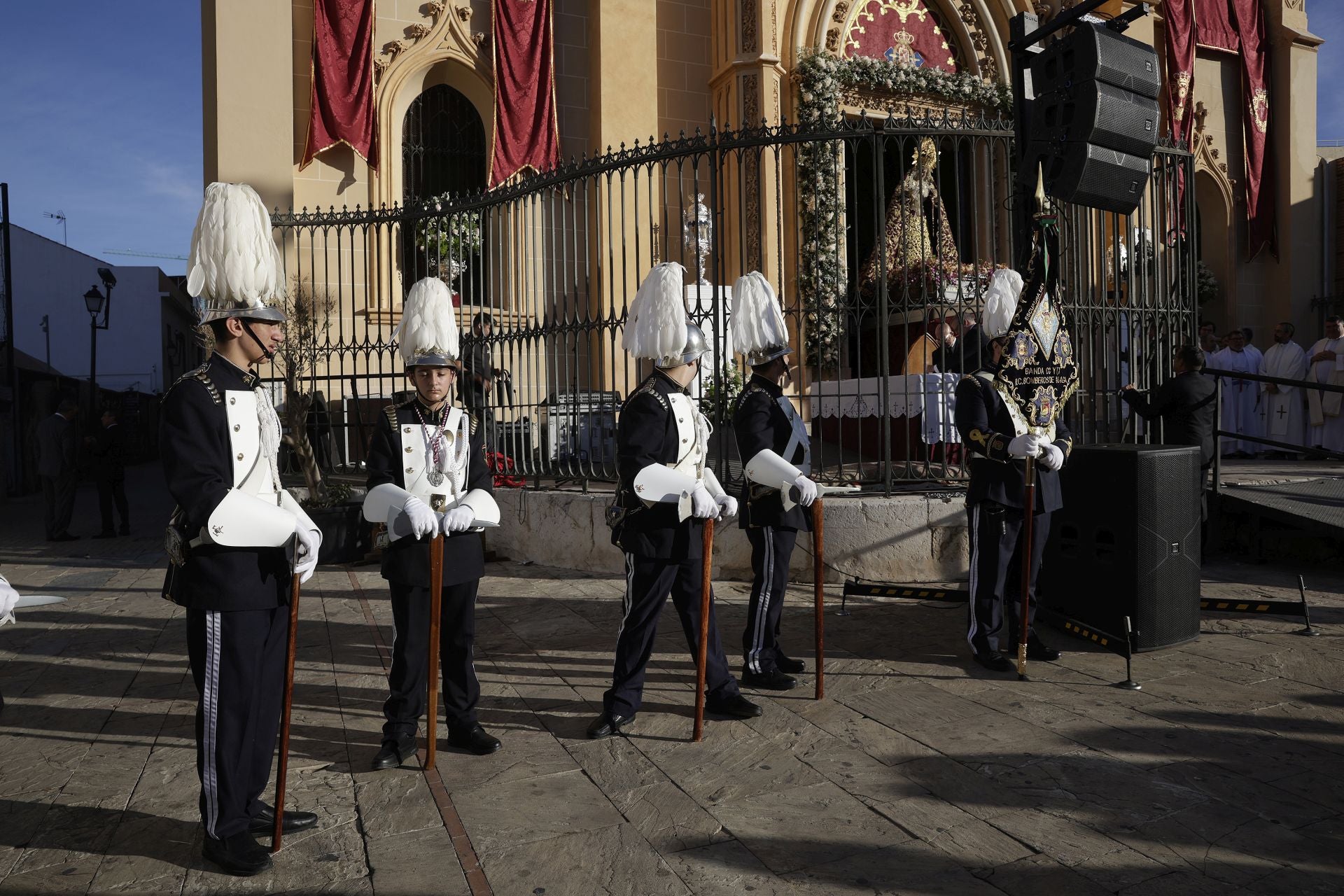 Detalles de la misa y su posterior traslado.