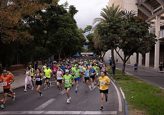 Una instantánea de la carrera, que ha partido de la Avenida de la Palmilla, junto a la