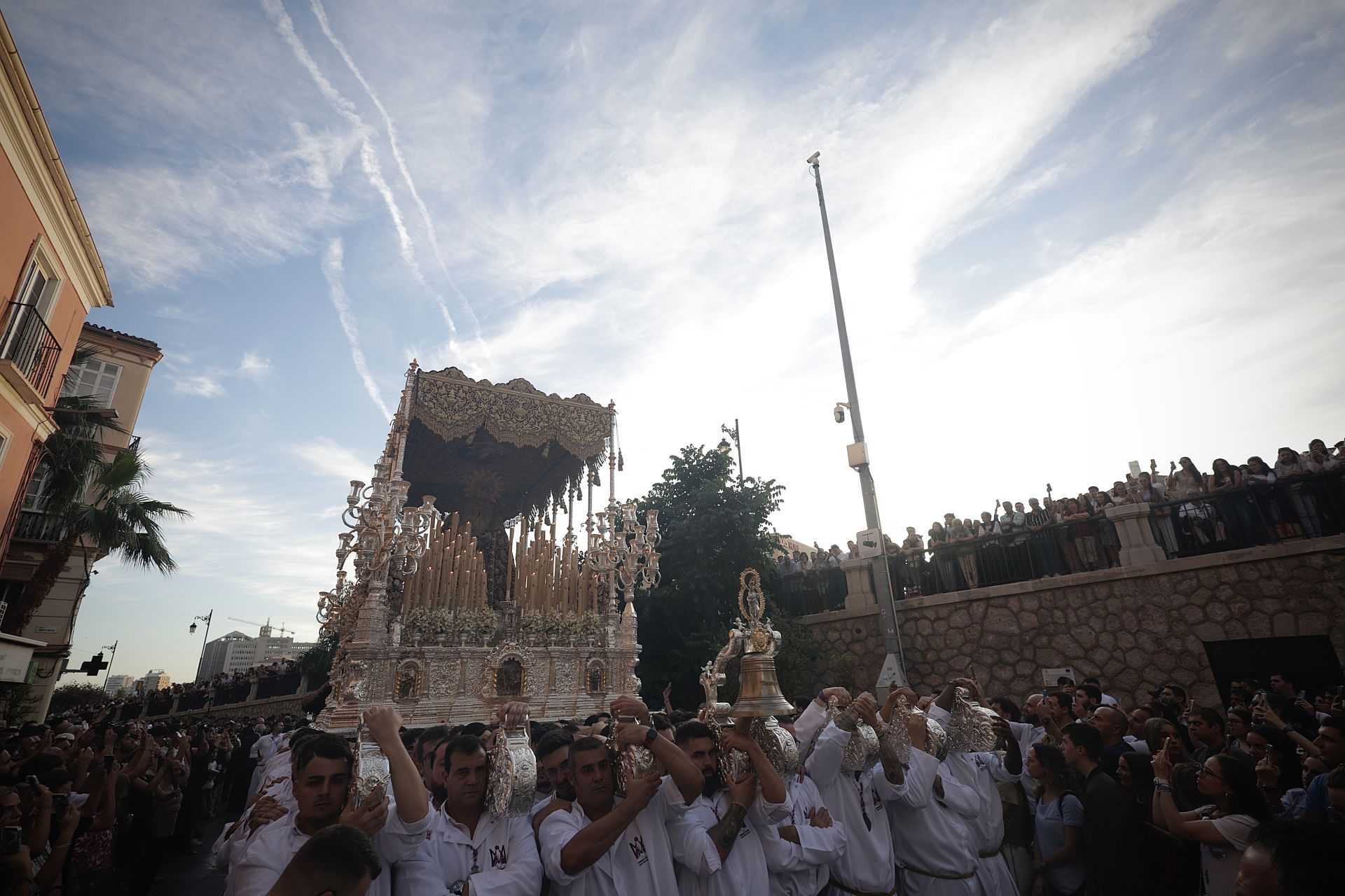 La procesión extraordinaria de la Virgen de la Trinidad, en imágenes