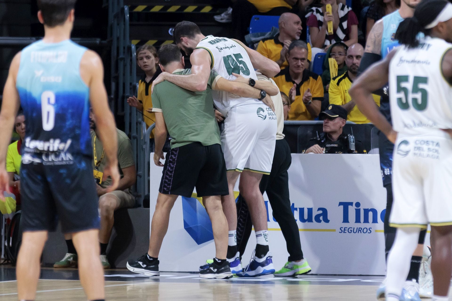 El partido La Laguna Tenerife - Unicaja, en imágenes