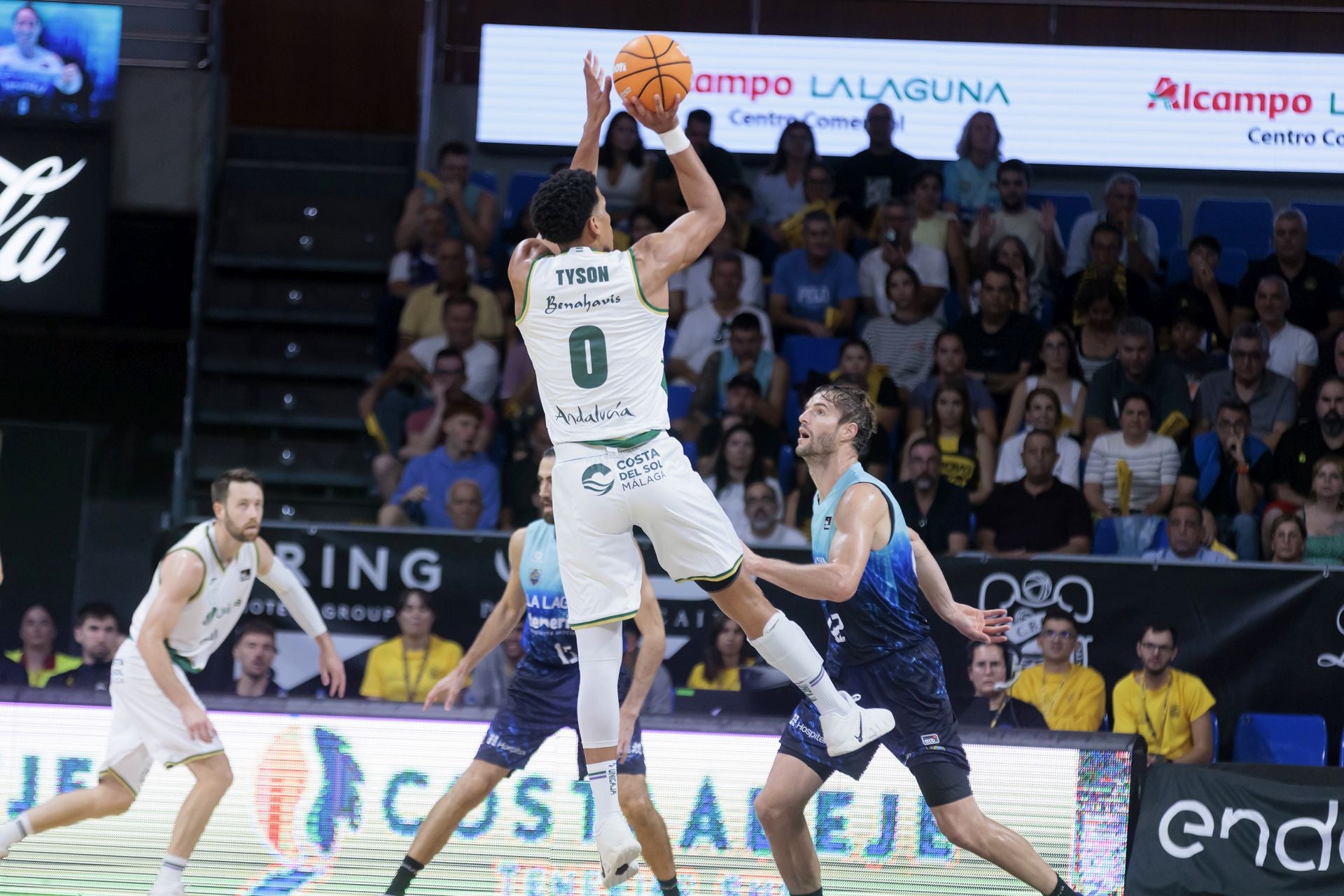 El partido La Laguna Tenerife - Unicaja, en imágenes