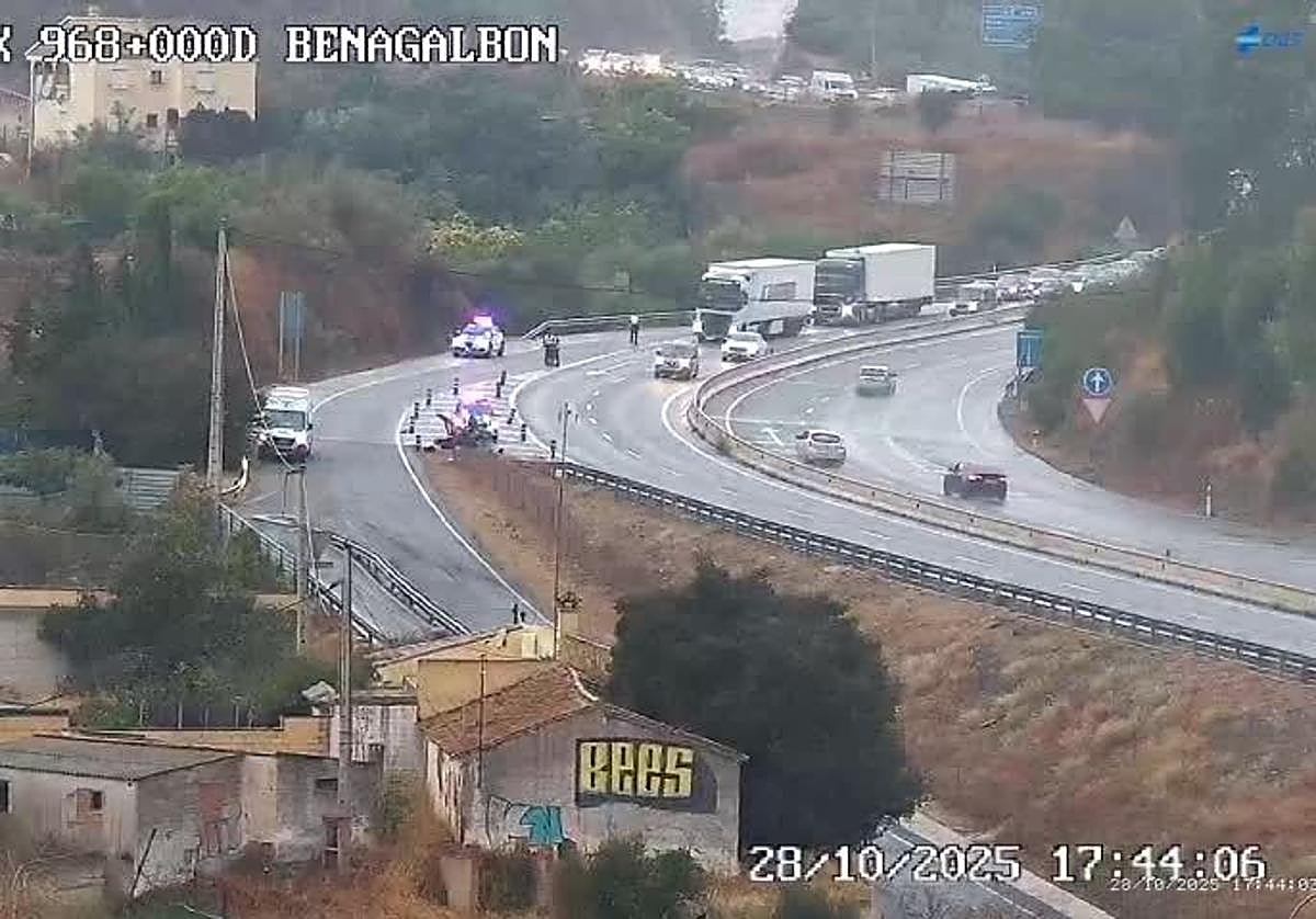 El accidente se ha registrado en el kilometro 968 de la A-7, en Rincón.