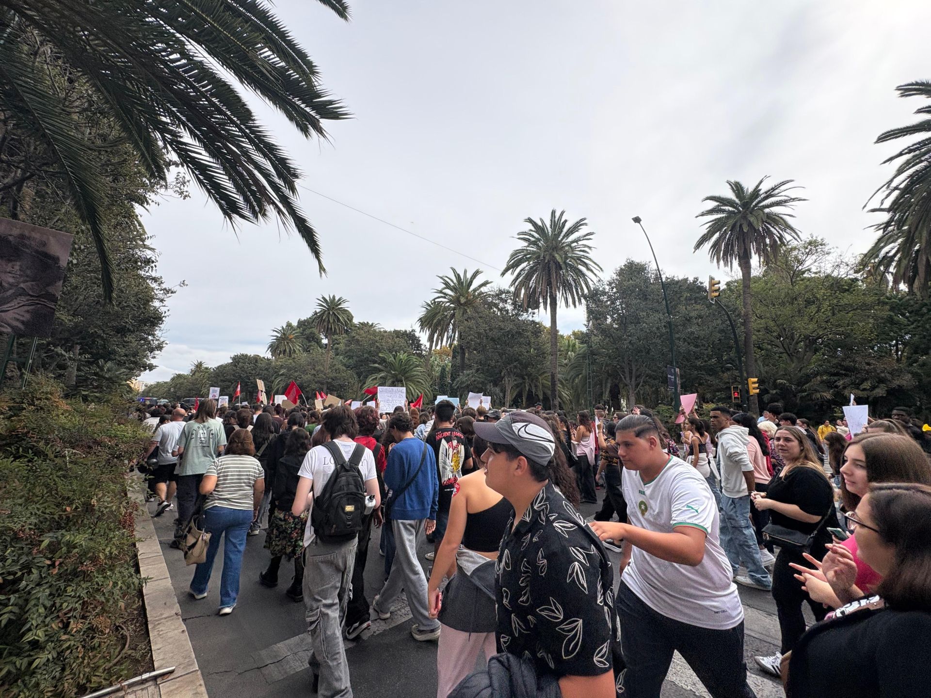 Cientos de personas se manifiestan en Málaga contra el bullying