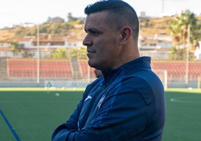 Xavi Molist, entrenador del Estepona.
