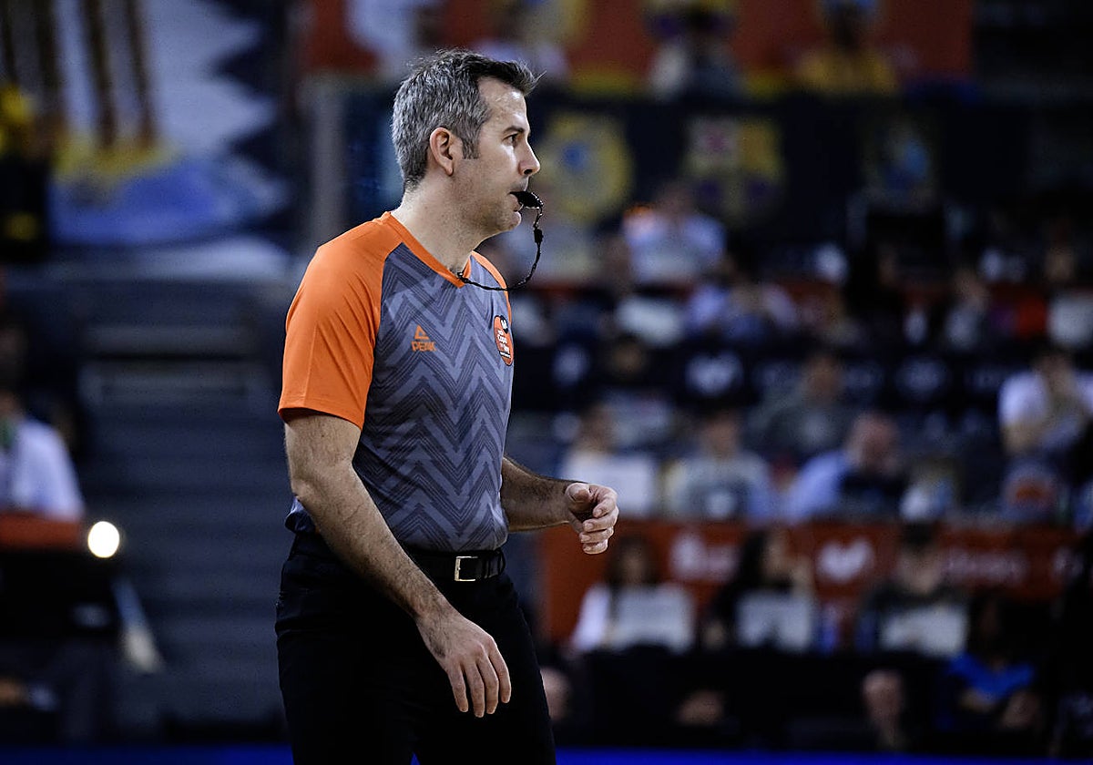 El Unicaja-Girona ya tiene árbitros