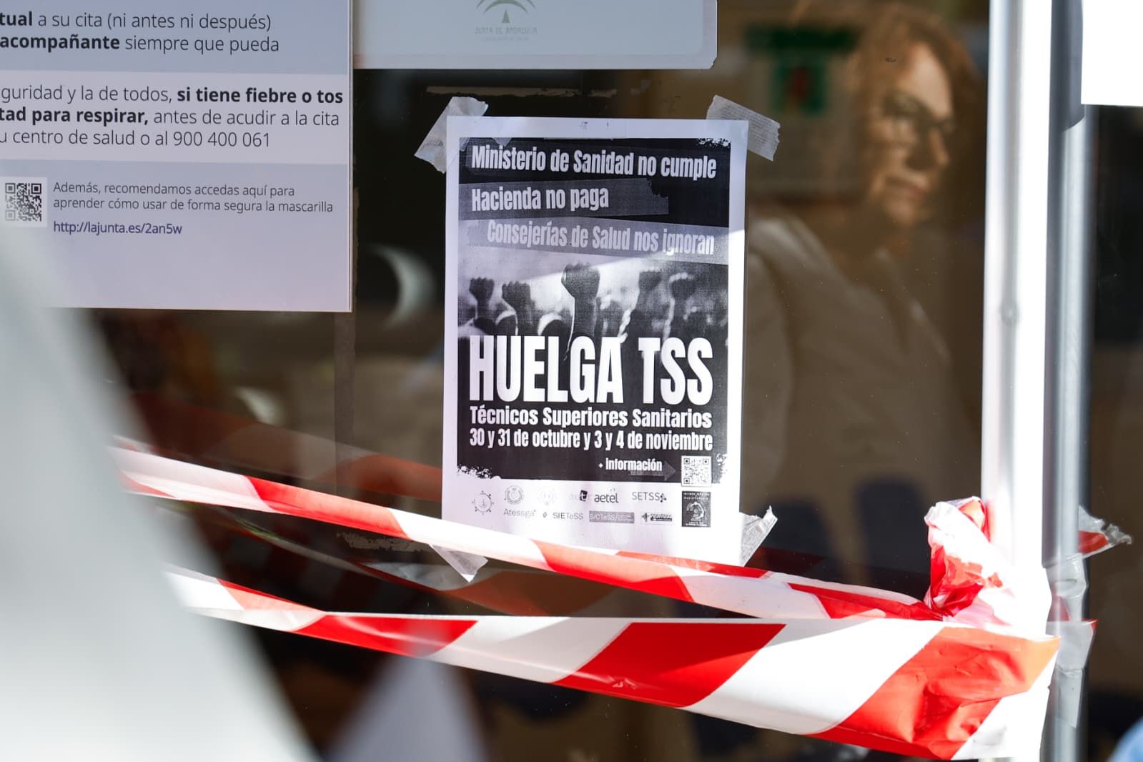 La huelga de técnicos superiores sanitarios en Málaga, en imágenes