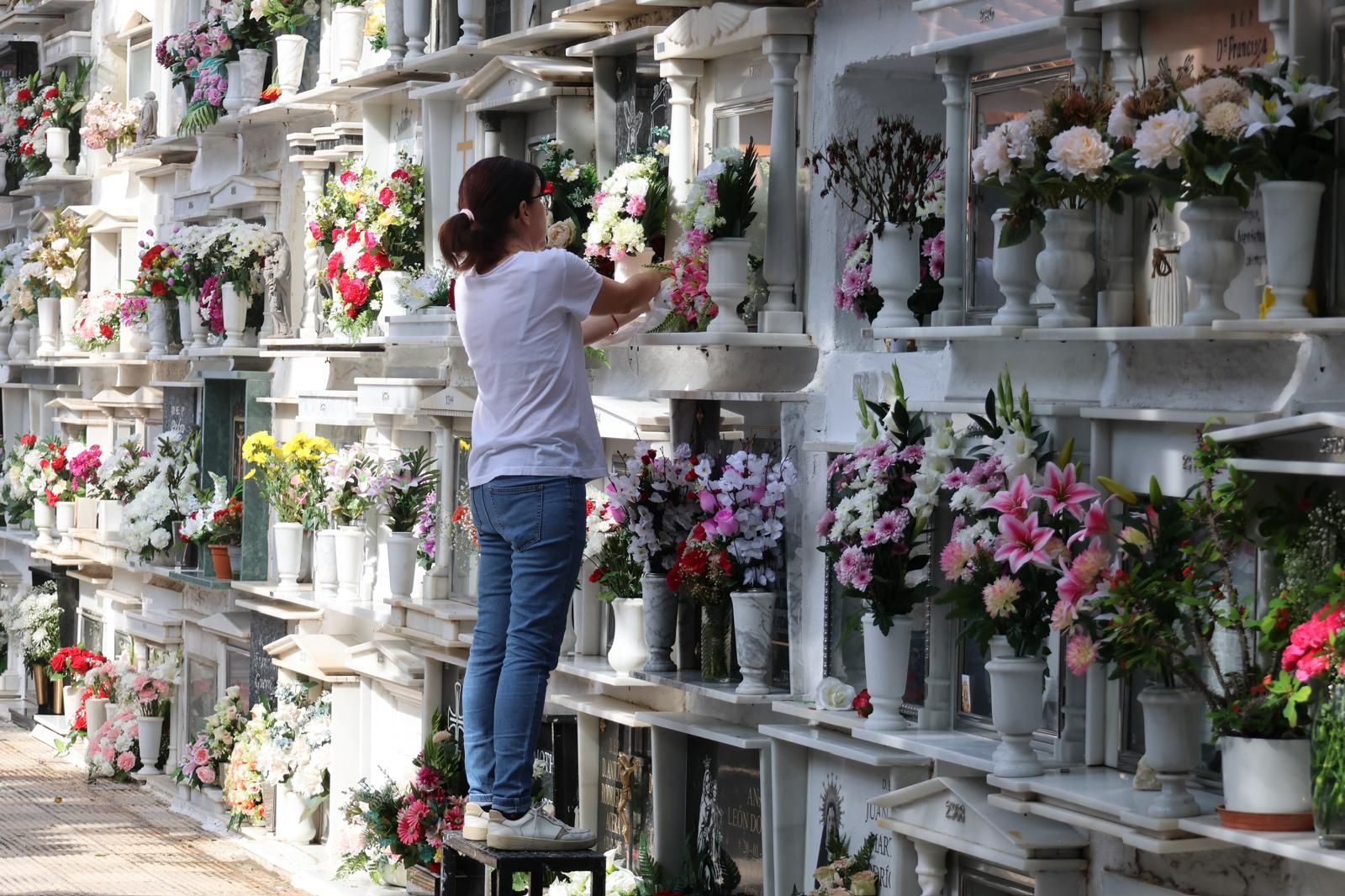 Visita a cementerios de Marbella este 1 de noviembre