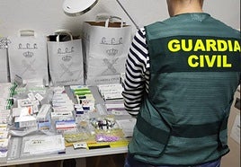Golpe a la venta ilegal de medicamentos por Internet con 22 detenidos en varias provincias, entre ellas Málaga