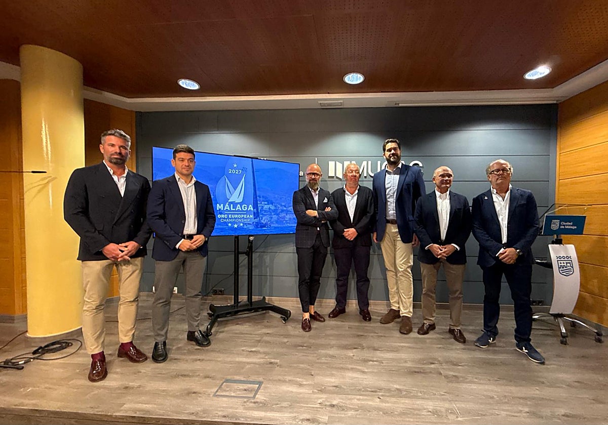 Miembros del comité organizador y de las instituciones.