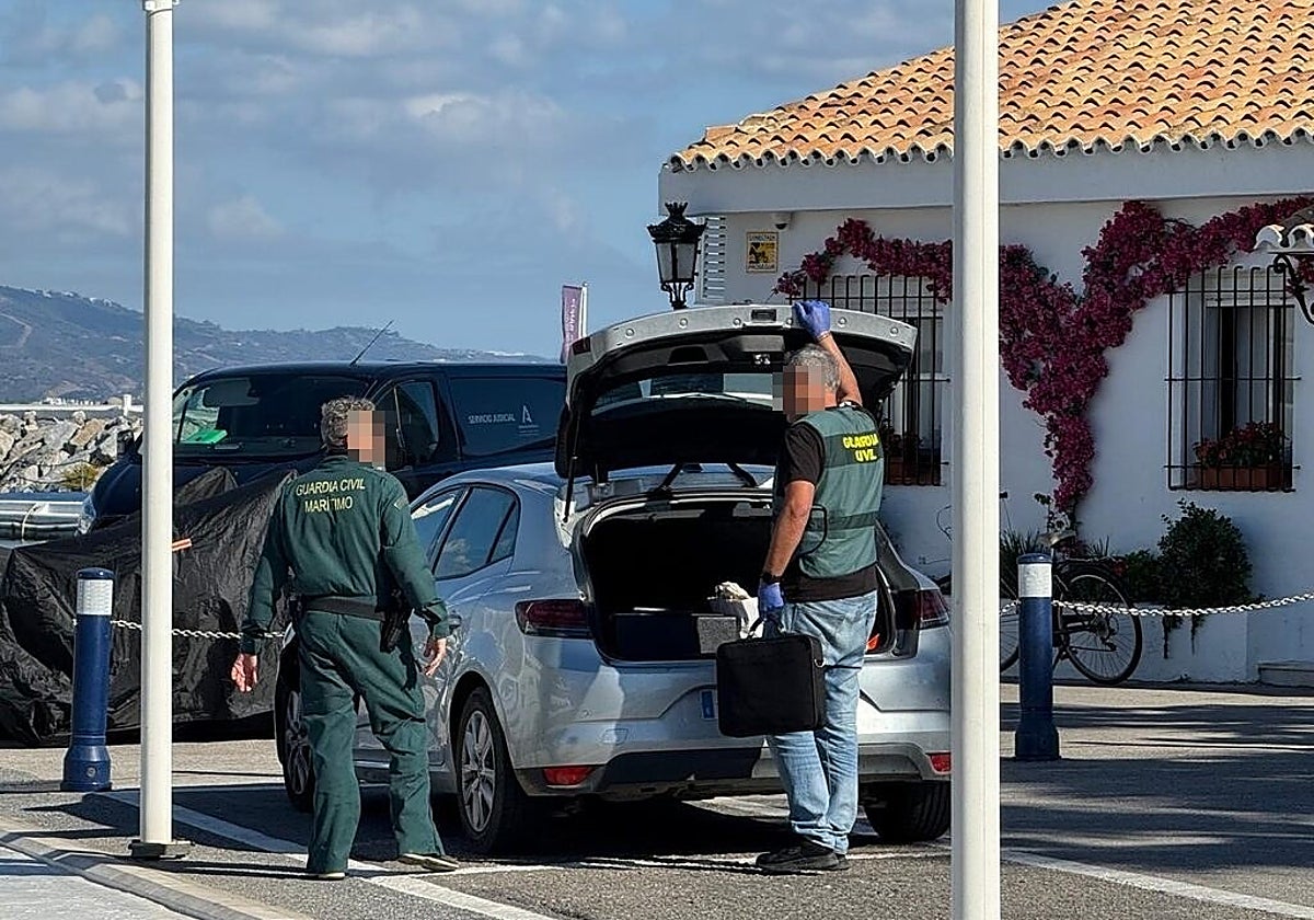 La Guardia Civil en el lugar del hallazgo.