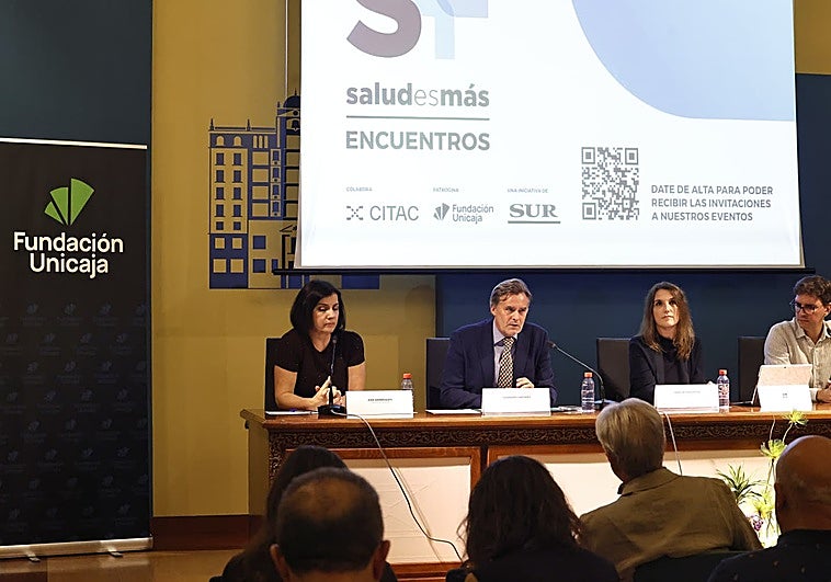 De izquiera a derecha, Ana Barreales, Gerardo Lerones, Noelia Tarazona y Javier Pascual.