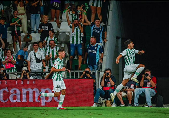 Kevin celebra su único gol esta campaña, al Castellón.