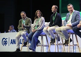 Navarro, junto a los presidentes del PP de Sevilla, Jaén y Huelva.