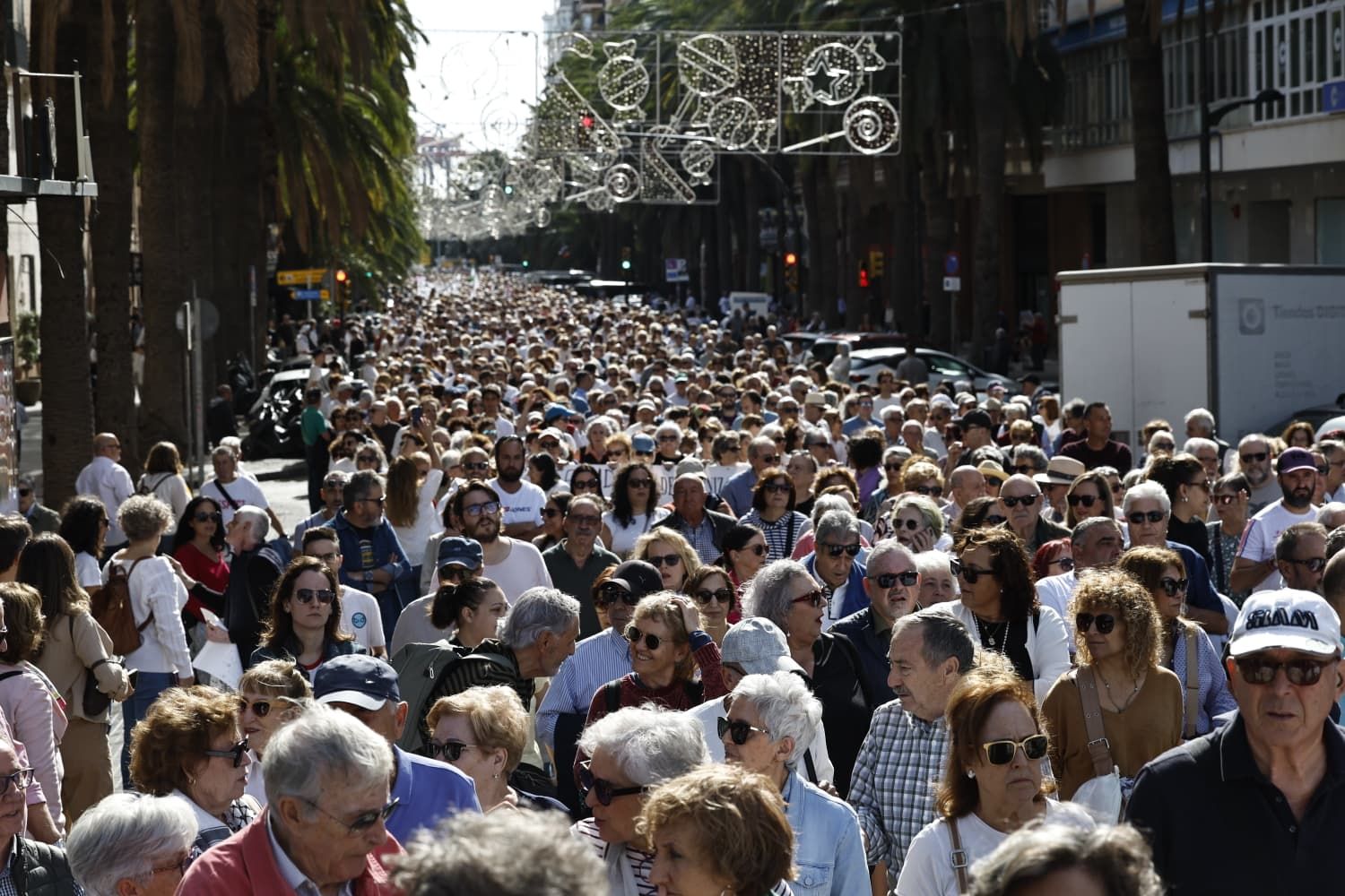 Fotos | Miles de personas recorren el Centro de Málaga en defensa de la sanidad pública