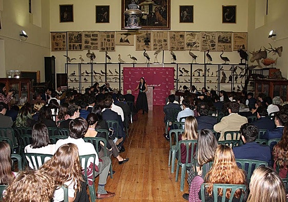 Más de 200 universitarios de toda España debaten en Málaga sobre patriotismo y crisis de identidad