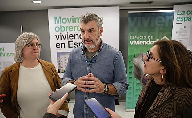 Leire Iglesias, Óskar Martín y Lola Navarro.
