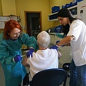 La Junta vacunará sin cita previa todos los miércoles a la población diana frente a la gripe: estos son los puntos habilitados en Málaga