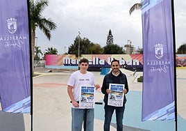 El concejal de Deportes, Lisandro Vieytes, y el 'rider' local Antonio Fernández.