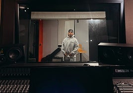 El malagueño Saox se lleva premio en los Latin Grammy con Bad Bunny