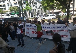 Trabajadores del hotel Senator Marbella en una jornada de protesta anterior.